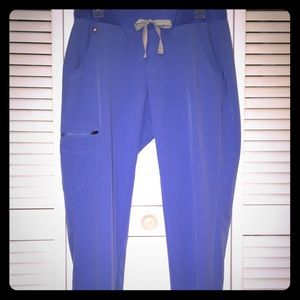 FIGS Medium Zamora 2.0 Jogger Ceil Blue Scrub Pant